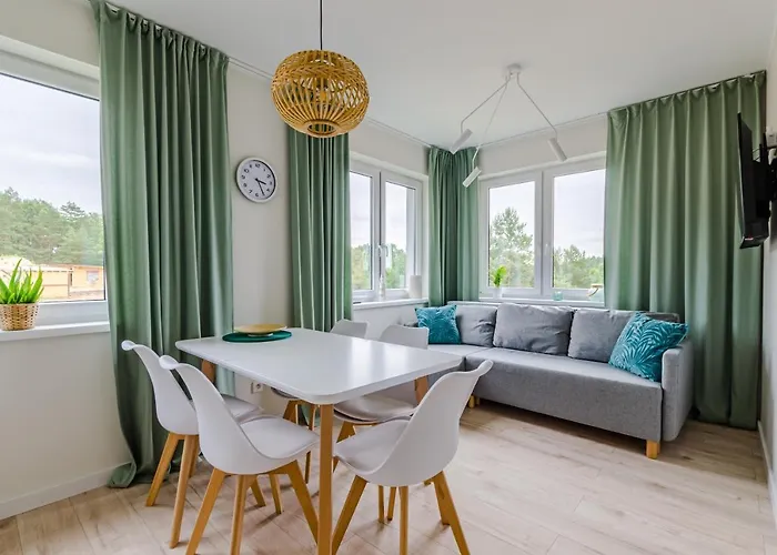 Nadmorski Klif * Debina (Ustka)